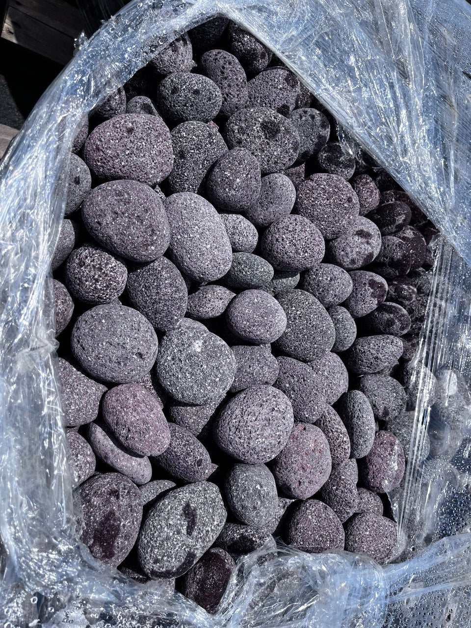RED LAVA PEBBLES (40lbs bag)